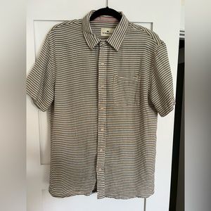 Normal Brand Freshwater Shortsleeve Shirt Size M